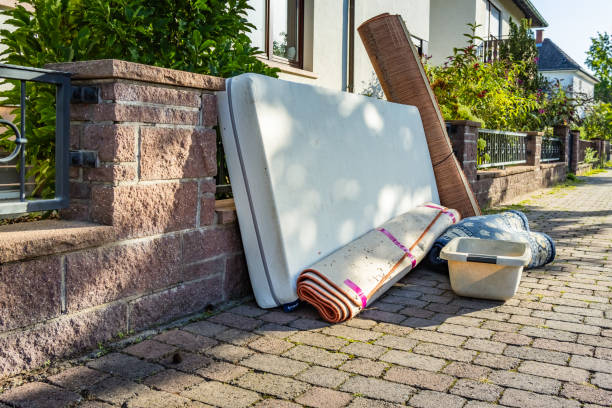 Best Yard Waste Removal  in Garden City Park, NY